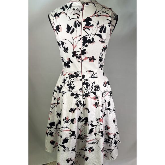 White House Black Market Cotton Floral Print Fit and Flare Dress Size 0 - Picture 4 of 7